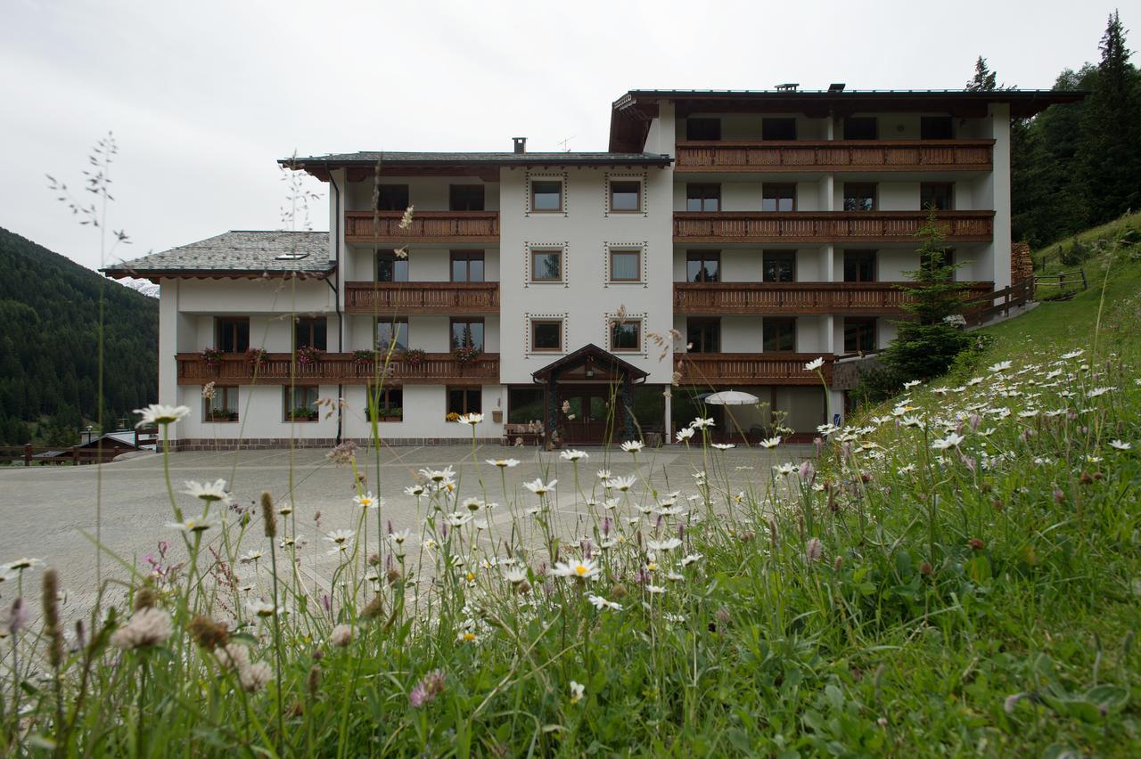 Residence Ortles Santa Caterina dello Ionio Bagian luar foto