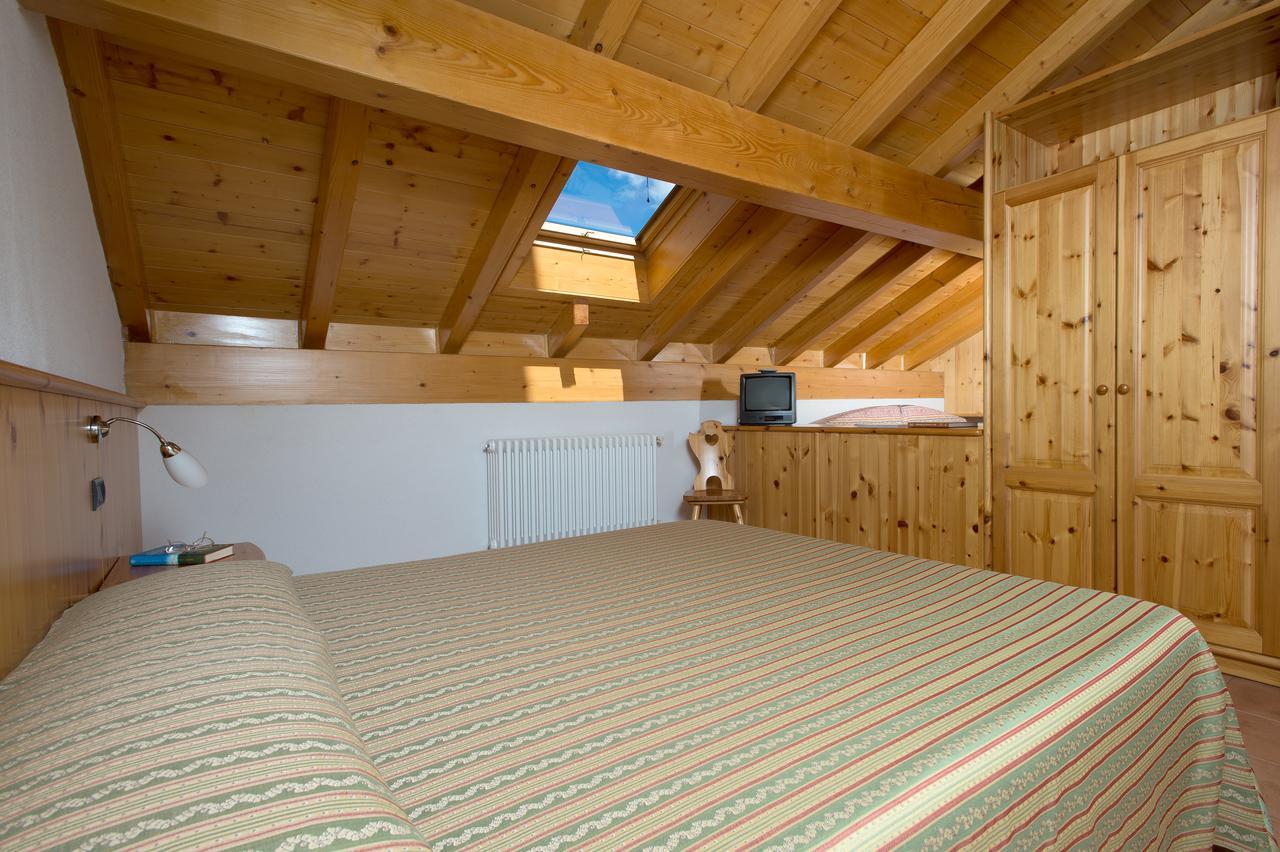 Residence Ortles Santa Caterina dello Ionio Bagian luar foto
