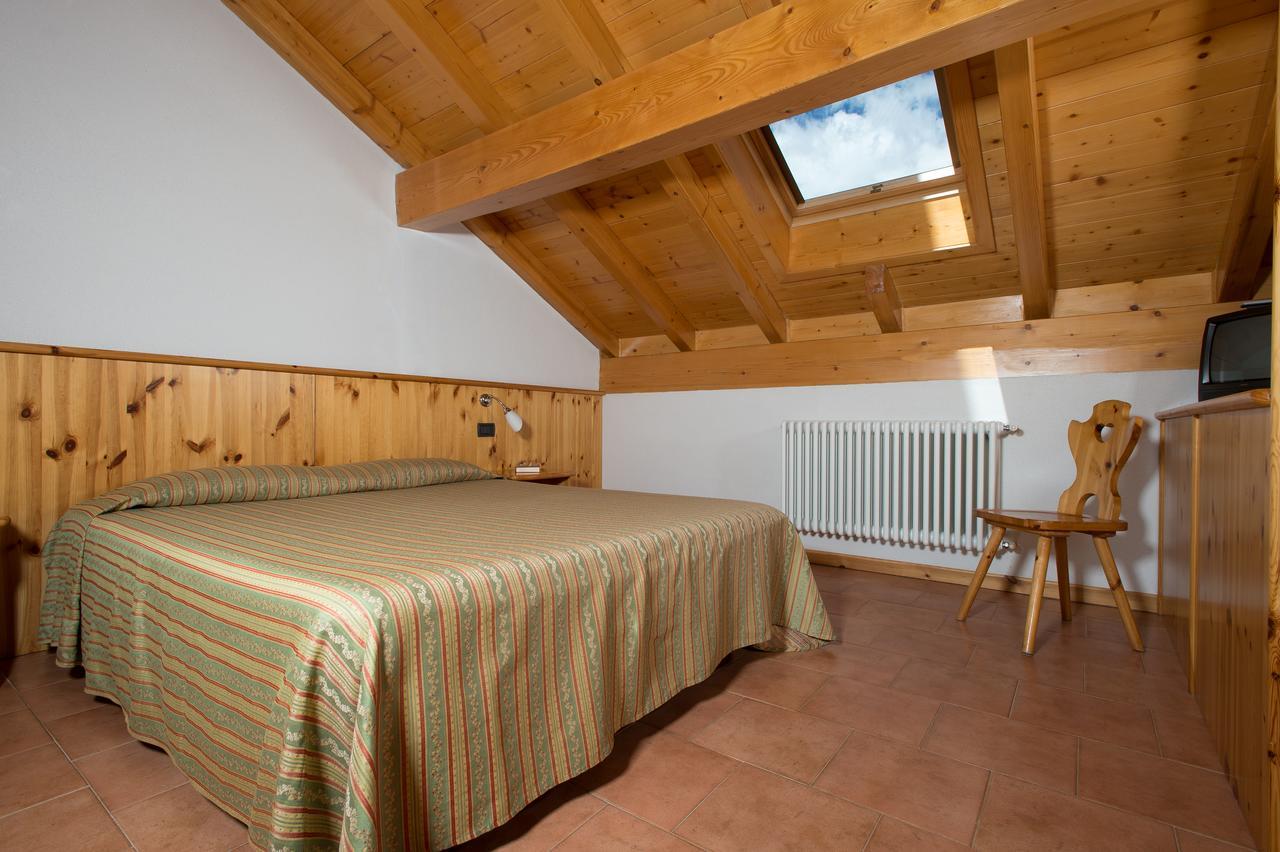 Residence Ortles Santa Caterina dello Ionio Bagian luar foto