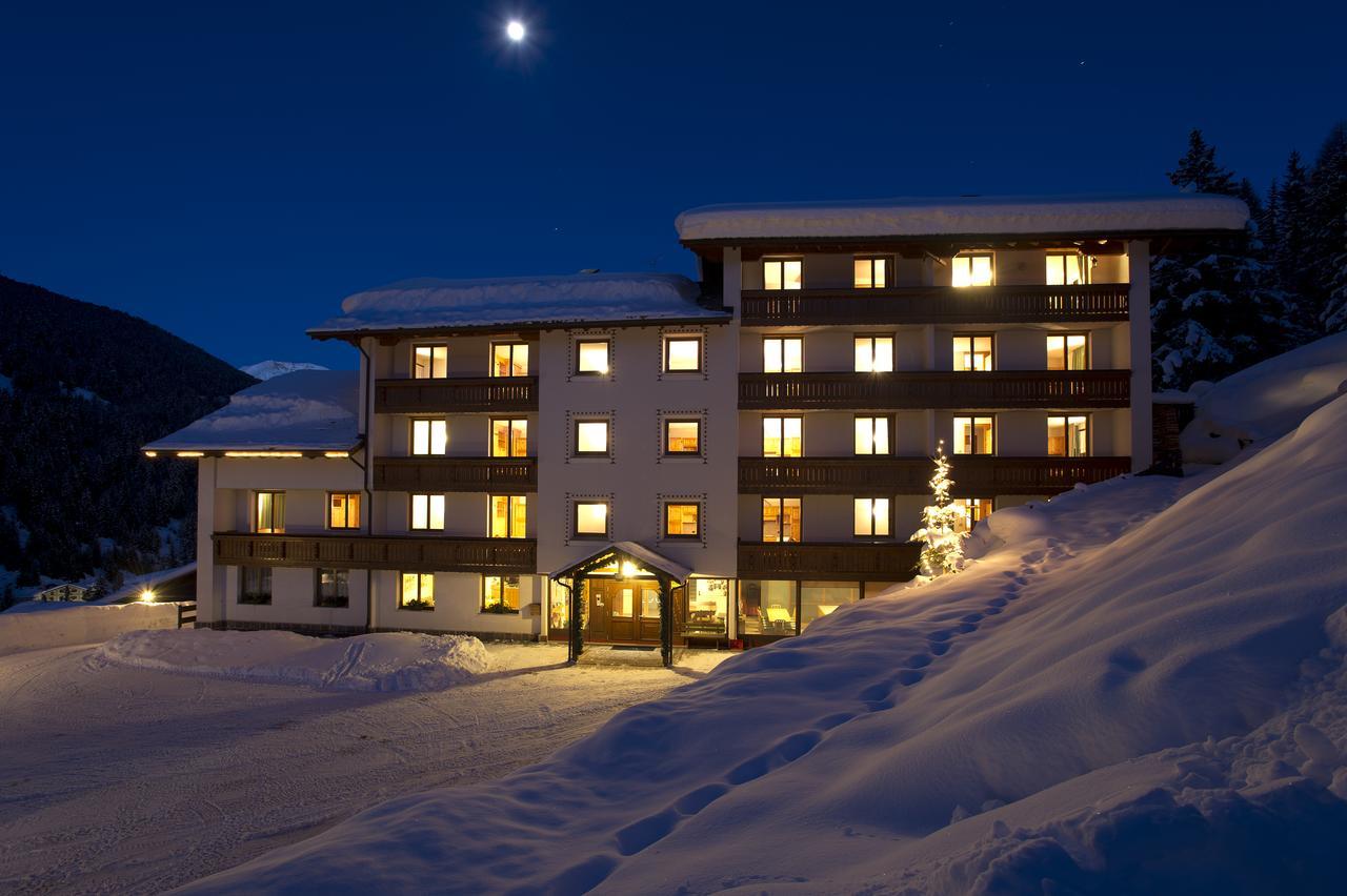 Residence Ortles Santa Caterina dello Ionio Bagian luar foto